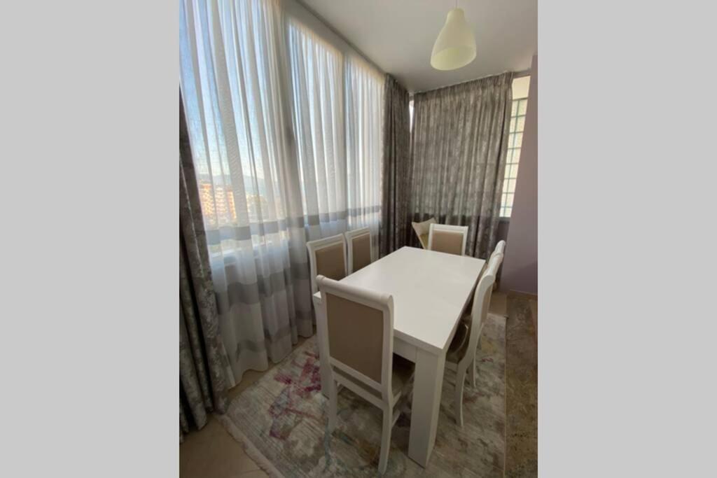 Sea Scape Apartment Vlore Bagian luar foto